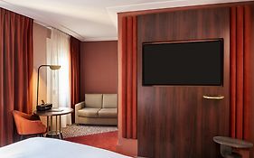 Sofitel Paris La Defense 5*